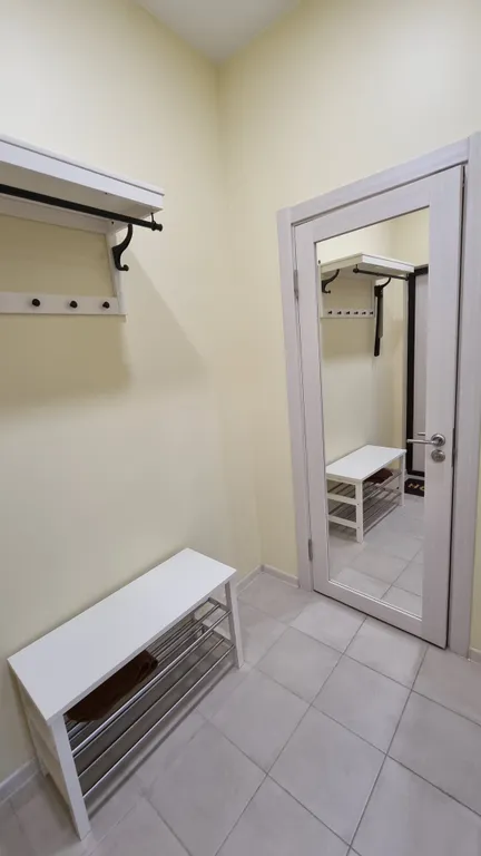 Современная стильная квартира у моря с видом на горы