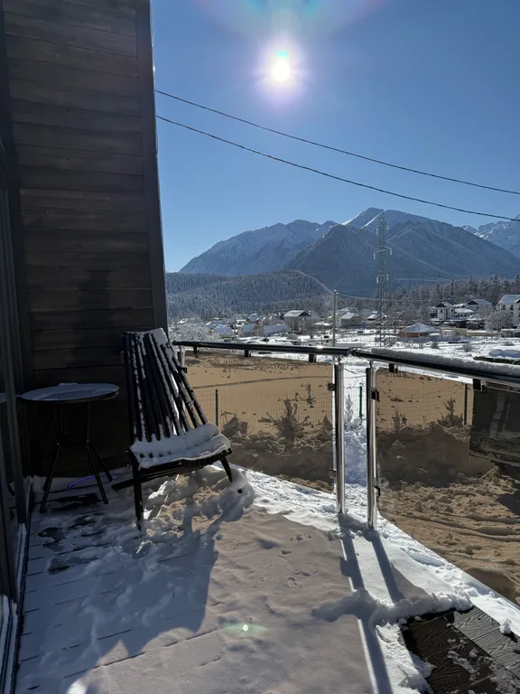 Дом в центре гор