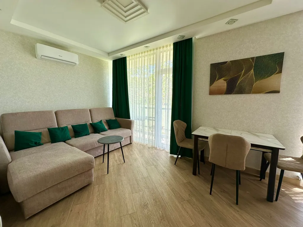 Квартира Апартаменты с подогреваемым бассейном Green Palace Сочи — Сочи