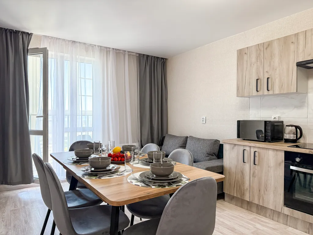 Большая квартира в Южном районе — аренда посуточно в Новороссийск