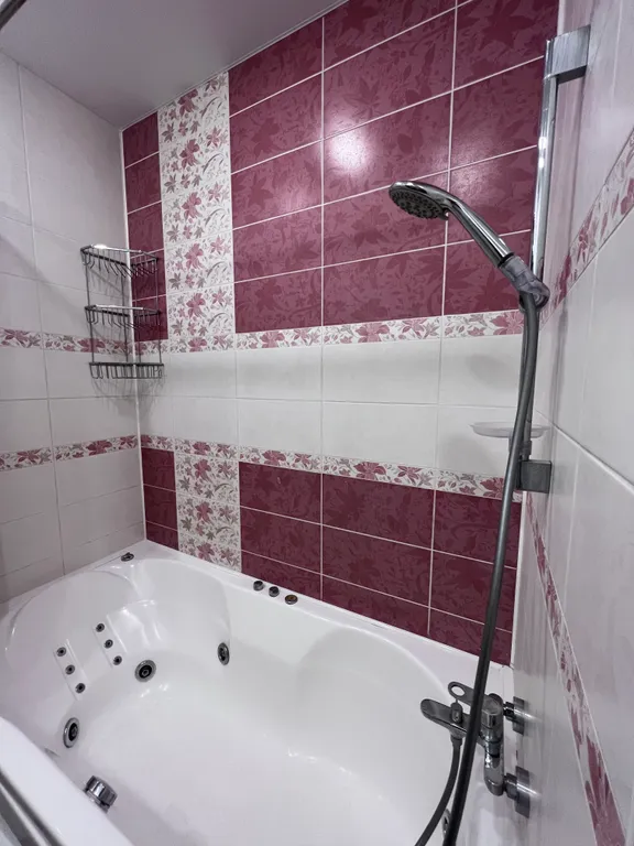 Комфортная квартира в центре ЖК Санни Хилс