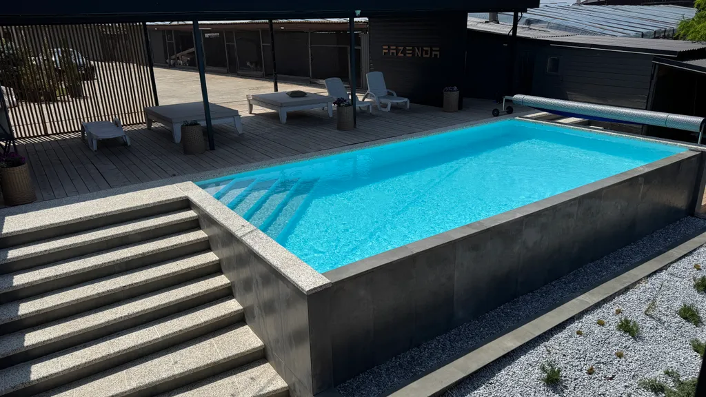 Уютный коттедж у реки