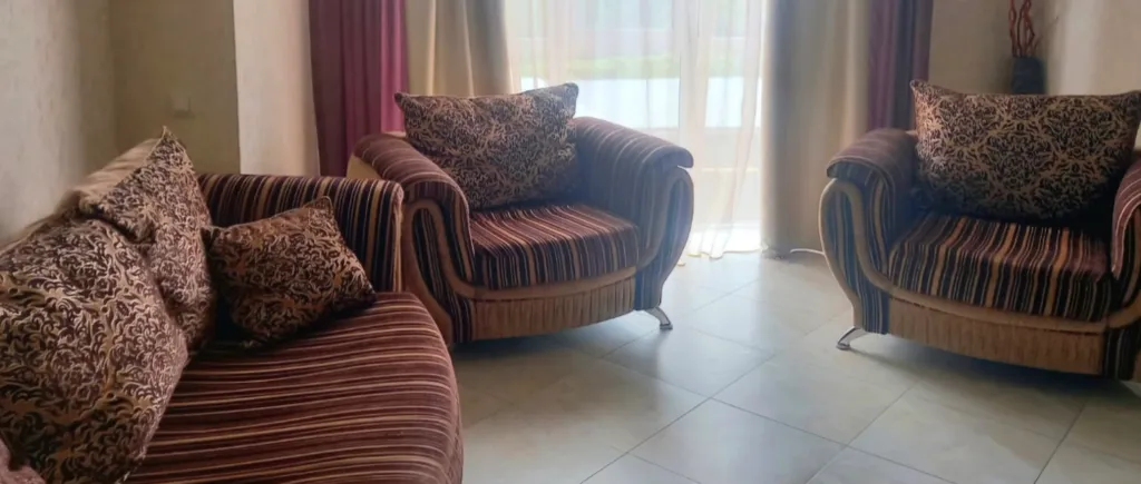 Большая двухкомнатная квартира в центре Адлера