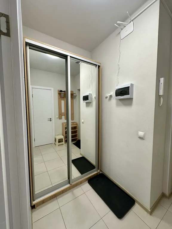 Студия с кроватью и дизайнерким ремонтом