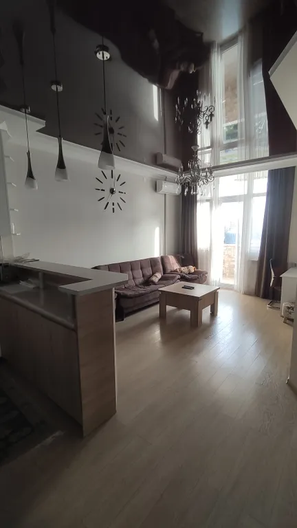 Уютная квартира с отдельной спальней — аренда посуточно в Батуми