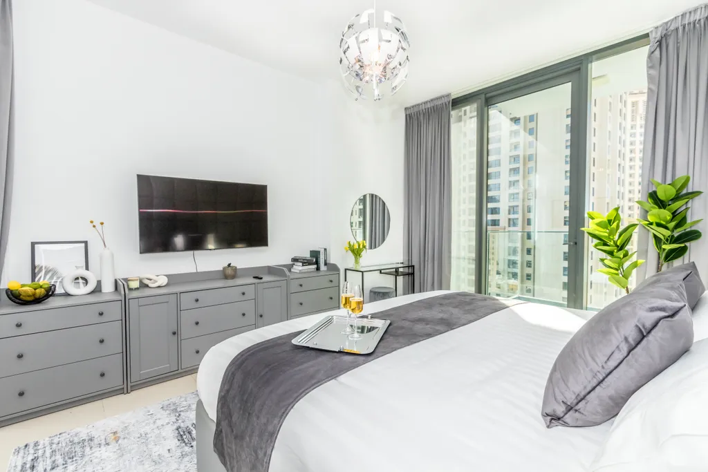 Стильные апартаменты с 2 спальнями