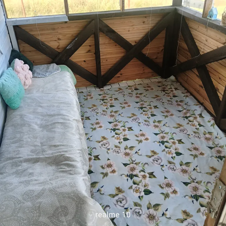 Дом в 20 минутах ходьбы от псково-печорского монастыря