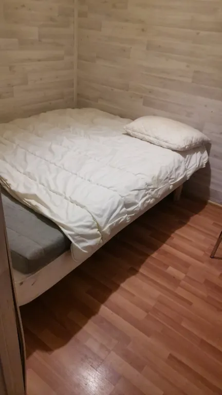 Уютный коттедж в лесу с баней