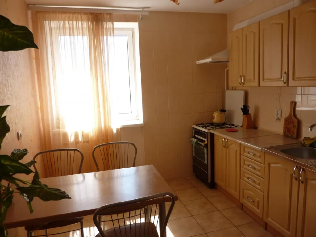 Квартира 2-комнатная Квартира — Евпатория