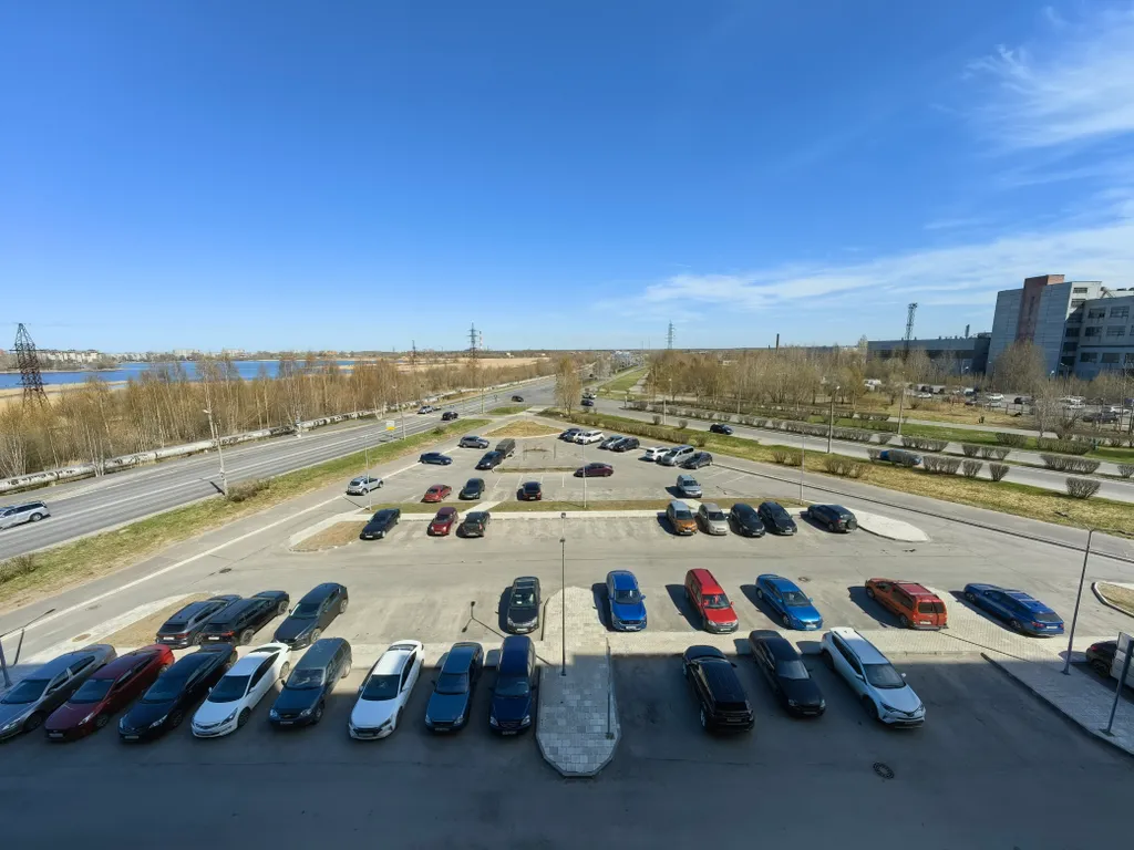 Уютная однокомнатная квартира с просторной лоджией