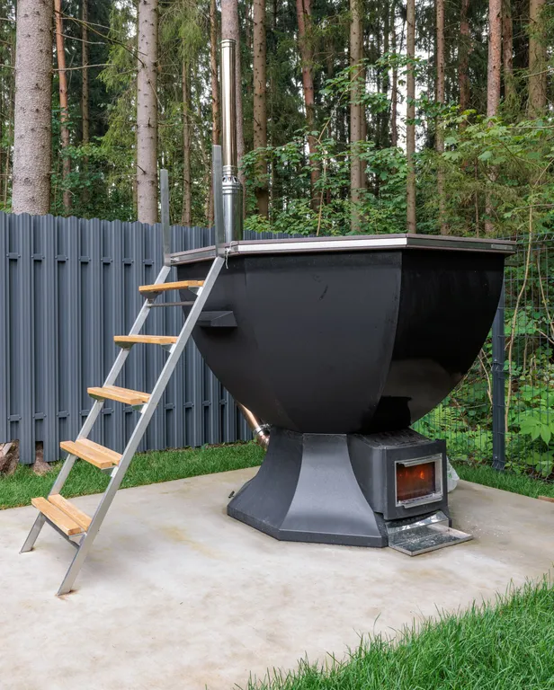 Приватный островок отдыха среди русского леса