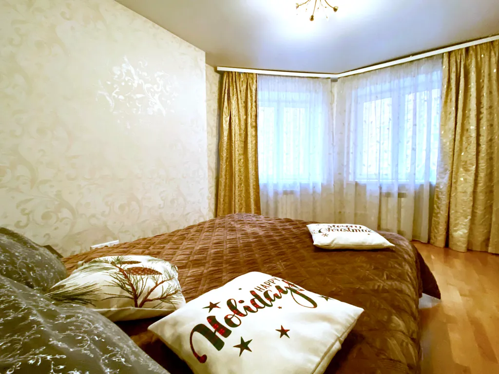 Двухкомнатная квартира с большой кухней