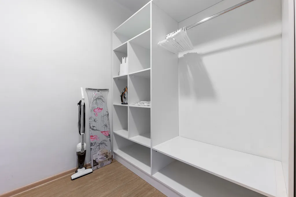 Трехкомнатные апартаменты с двумя спальнями