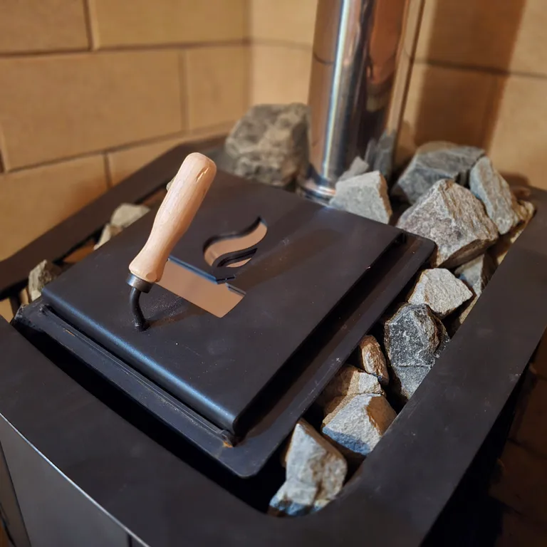 Дом с тёплым бассейном и баней в Новой Москве