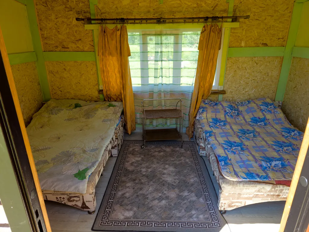 Дом с баней на берегу озера