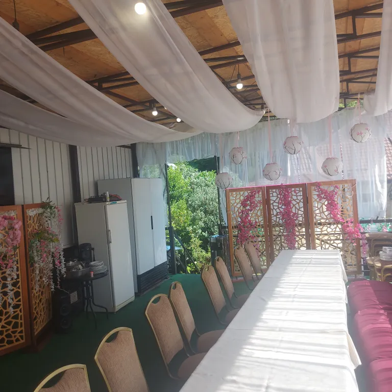 Дом замок с видом на море и горы