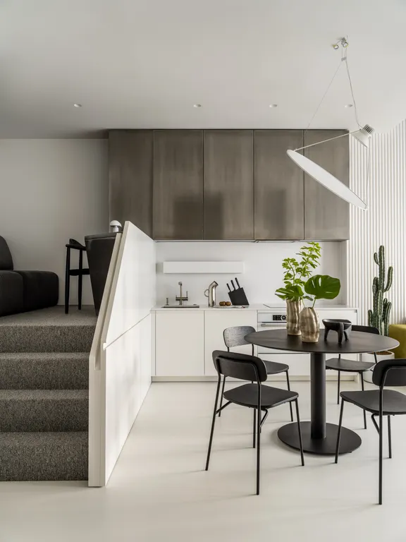 Стильный апартамент с видом на башни