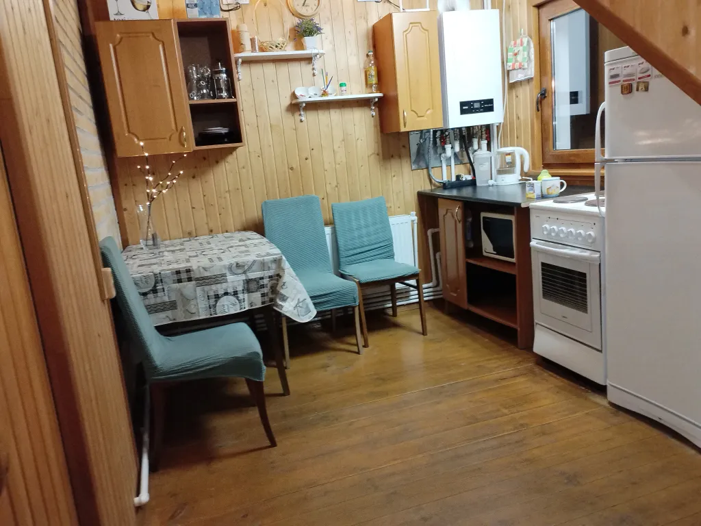 Коттедж Дом с сауной на дровах — Гатчина