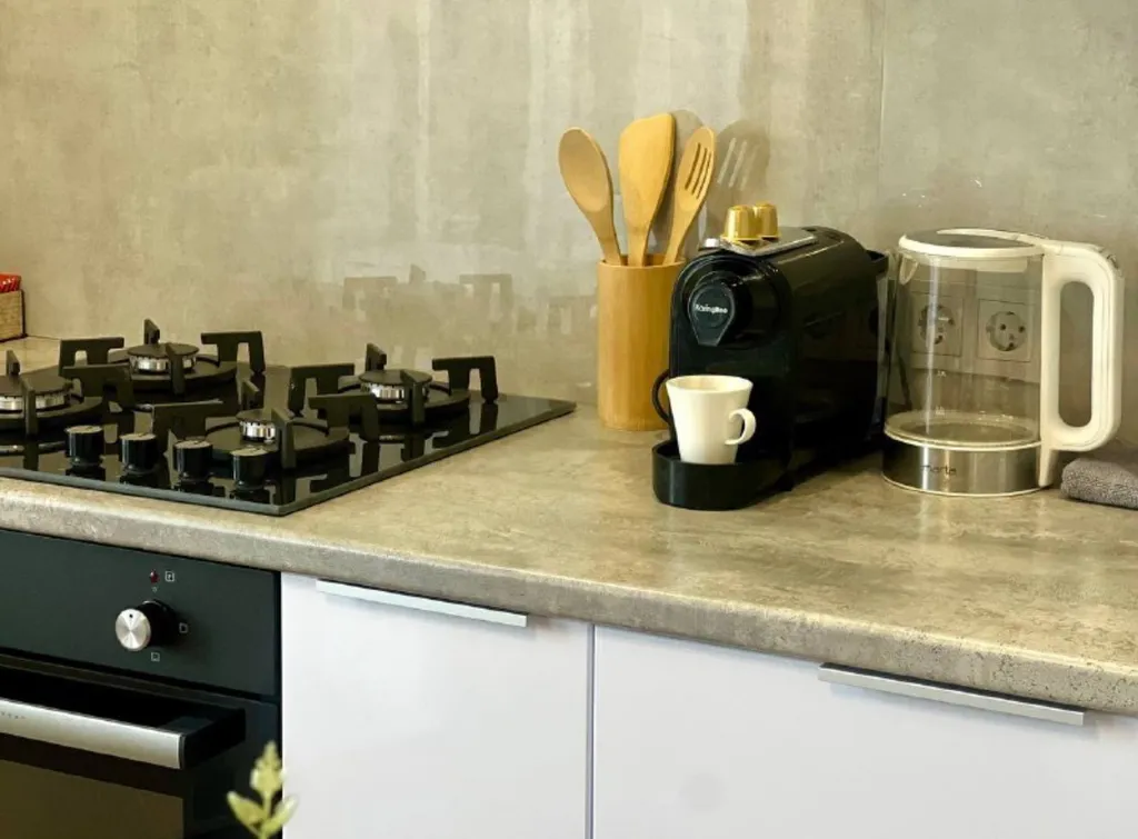 1-комнатная квартира в тихом районе, с новым ремонтом