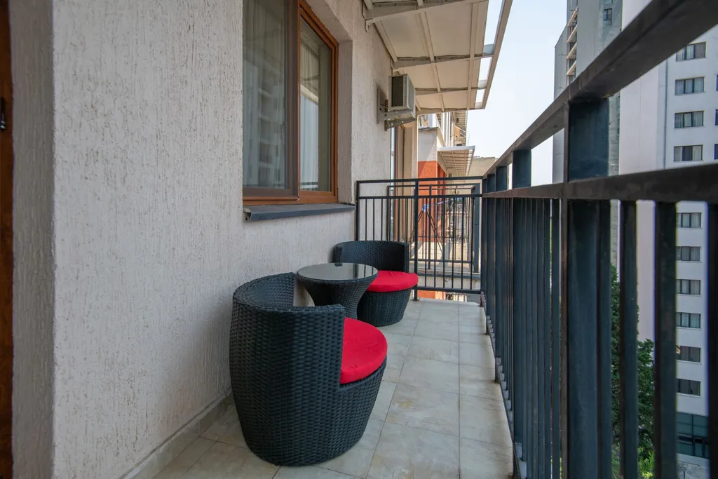 Comfortable & cozy 1br apartment with view