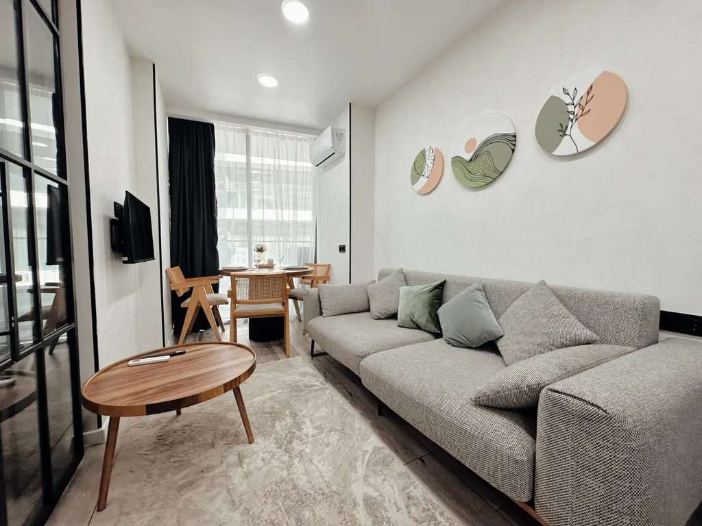 Апартаменты с отдельной спальней на берегу моря