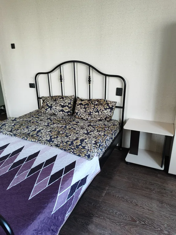 Квартира 1-комнатная Квартира — Тихвин