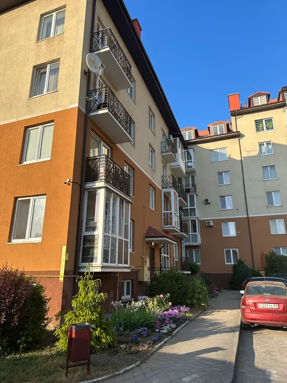 Квартира 3-комнатные апартаменты в центре — Зеленоградск