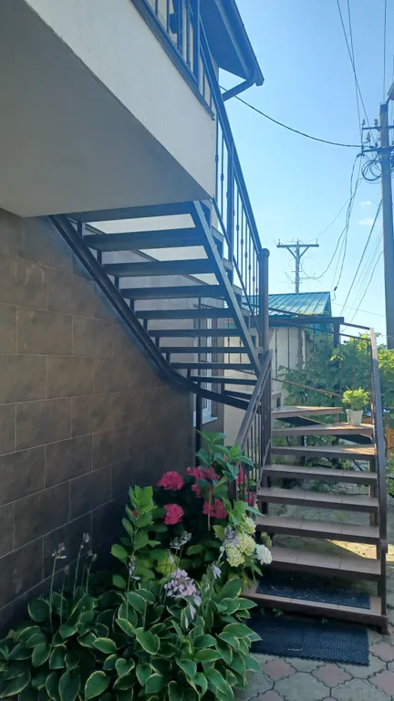 Студия из двух комнат с видом на море