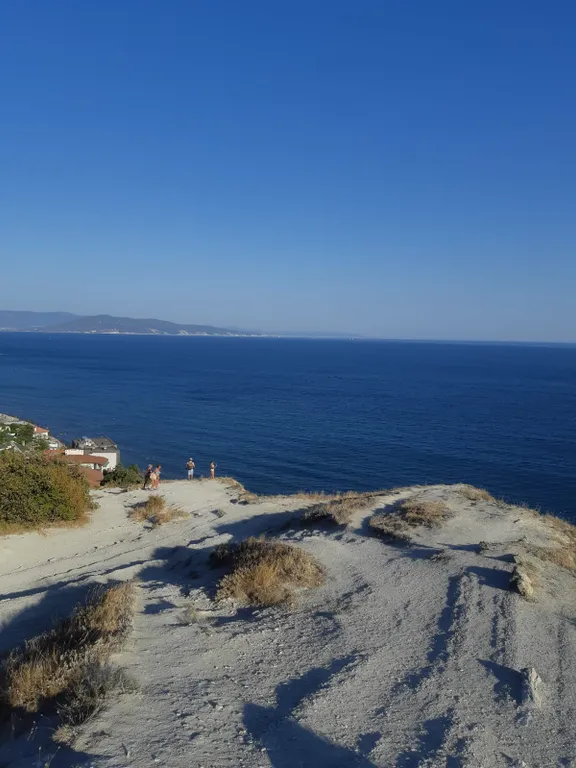 2-комнатная квартира на берегу моря