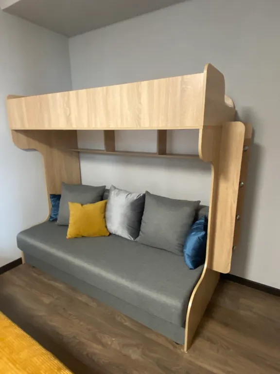 Уютная квартира с видом на Вознесенский монастырь в центре