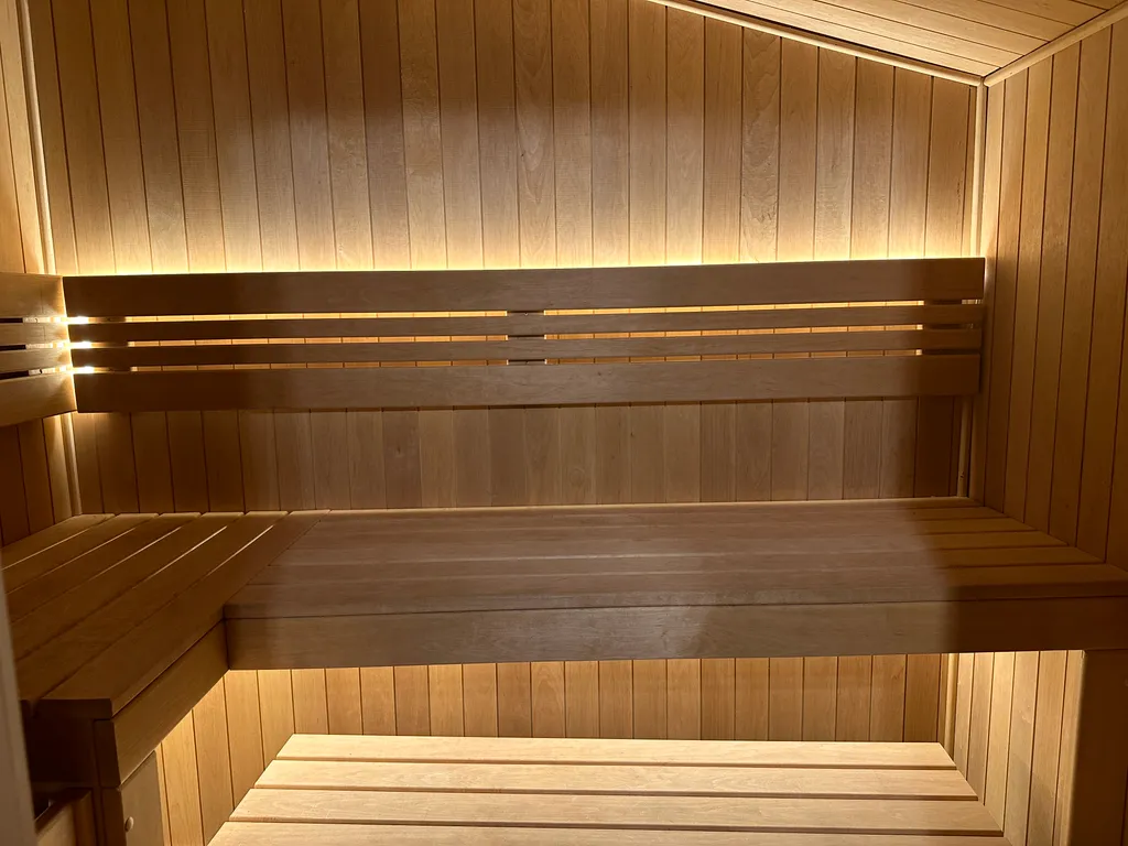 Дом Эльк - уютный коттедж с сауной на отдельном участке