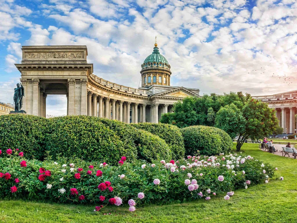 Просторная комната в самом центре рядом с Казанским собором