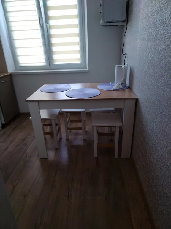 Новая 2 к/кв центр, рядом вокзалы и городской парк