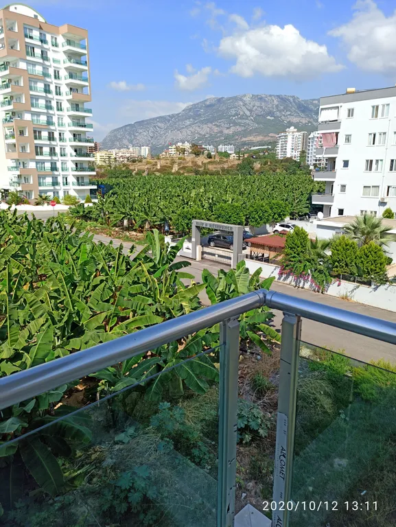 Просторная квартира с двумя видовыми балконами