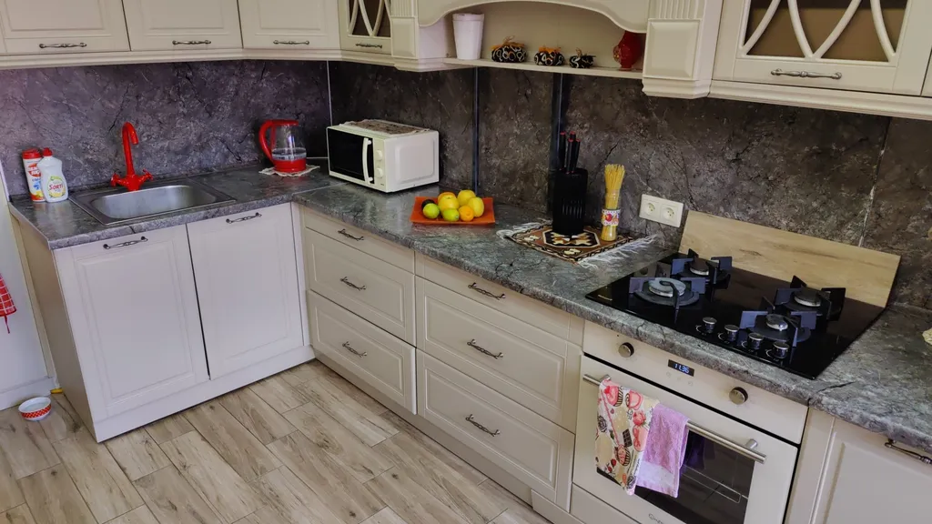 Квартира 2-комнатная Квартира — Сочи