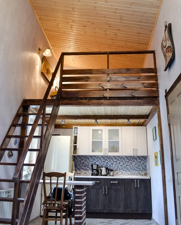 Квартира Уютная студия с балконом в центре — аренда посуточно в Адлер