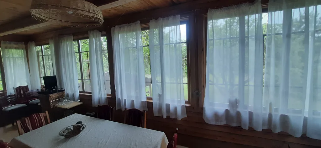 Хутор возле леса и озер