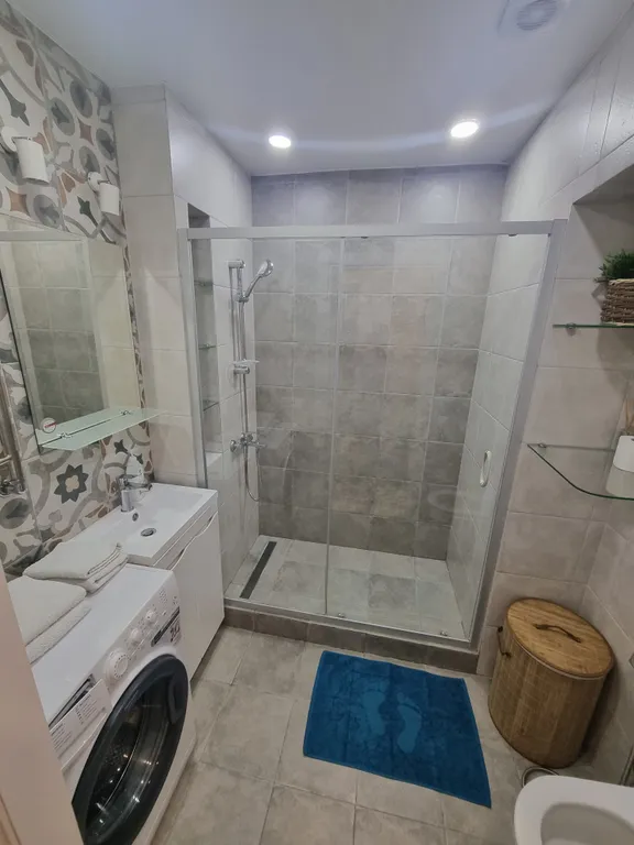 Уютная квартира в центре Эсто-садка