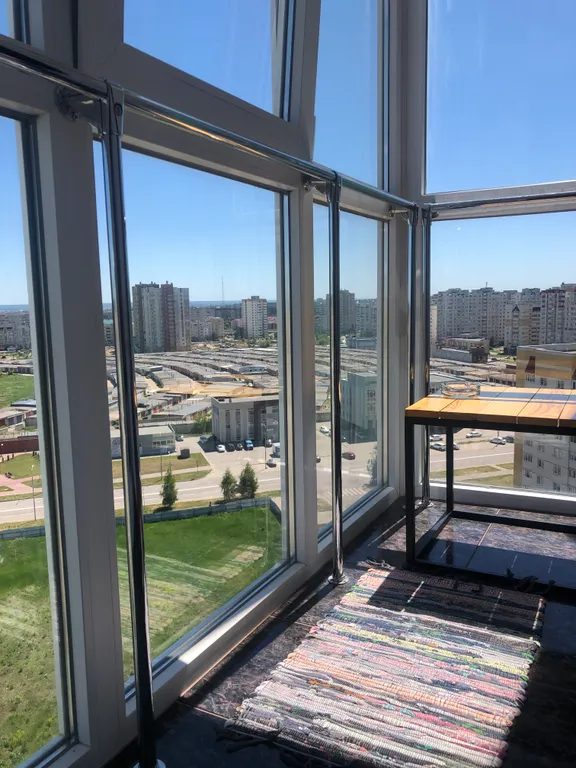 Двухкомнатная квартира с панорамными окнами