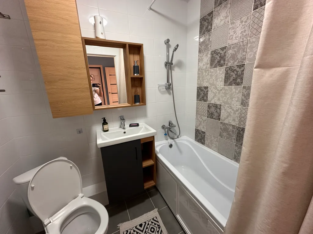 Новые апартаменты в горах у моря с бассейнами