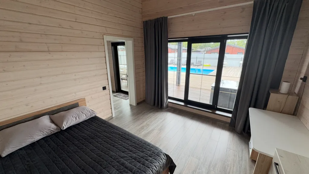 Роскошный дом с собственным бассейном