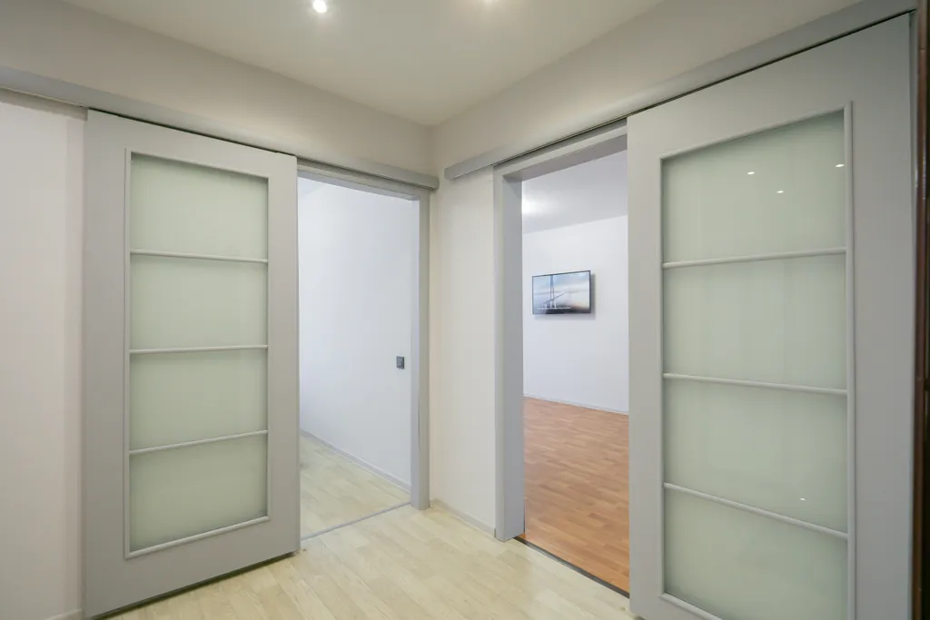 Уютная светлая двухкомнатная квартира рядом с парком