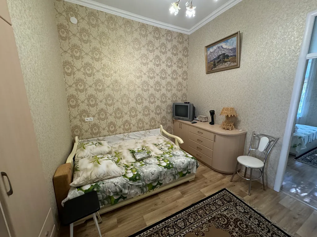 Коттедж Дом в хорошем районе, без соседей — Евпатория