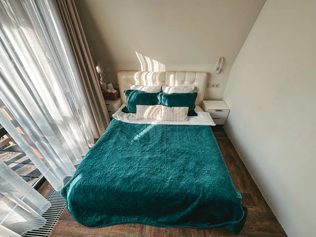 Треугольное Шале