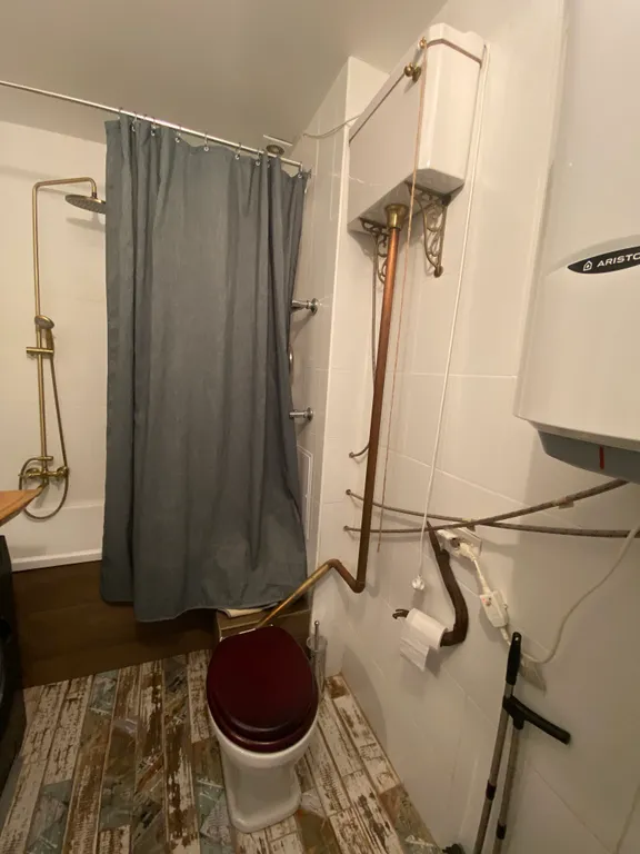 Квартира с видом на можжевеловую рощу и море