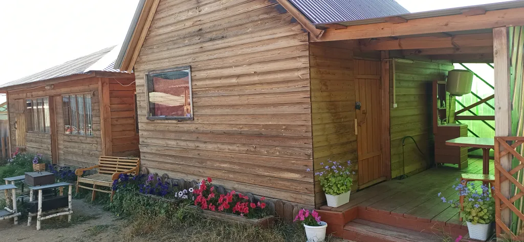 Комната с диваном