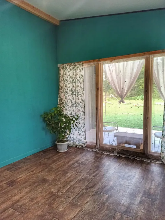 Коттедж Домик с характером — Белоозёрский