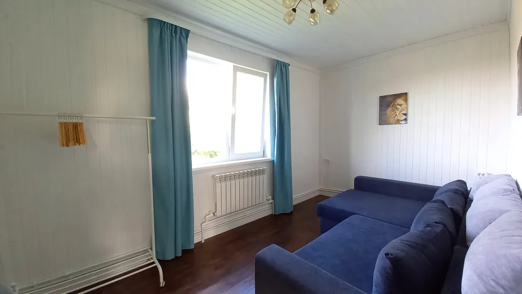 Дом в 2 километрах от озера