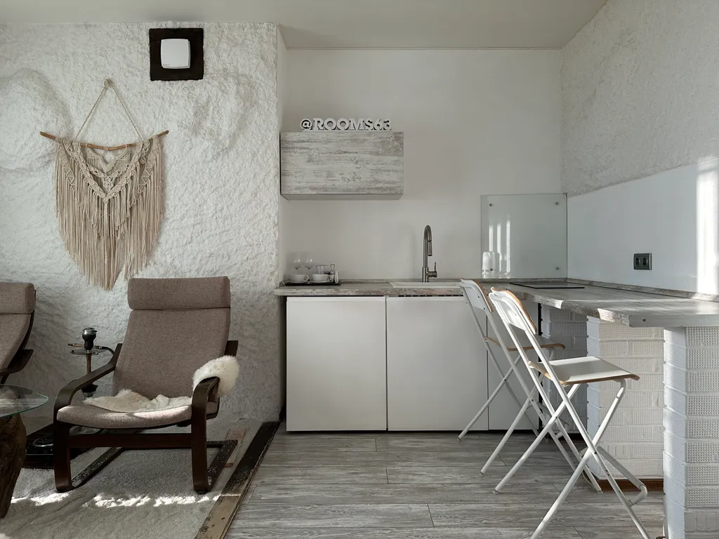 Апартамент Зима - соляная пещера с сауной и джакузи у окна