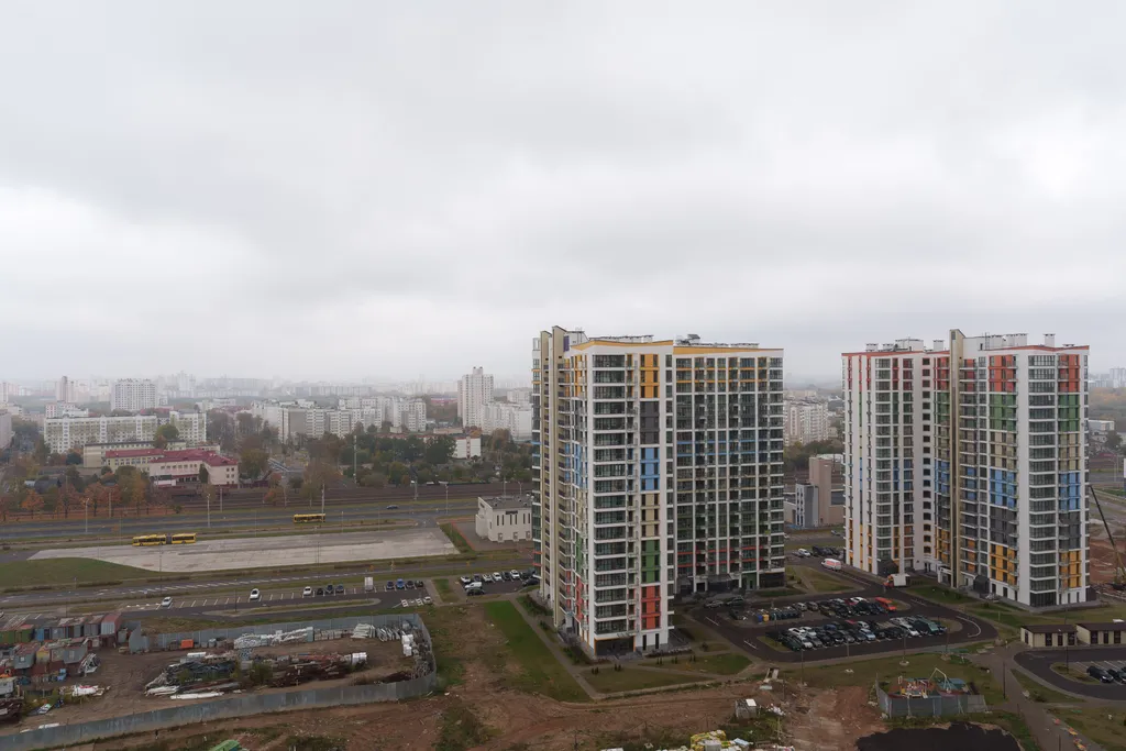 Апартаменты с видом на город в районе Минск мир